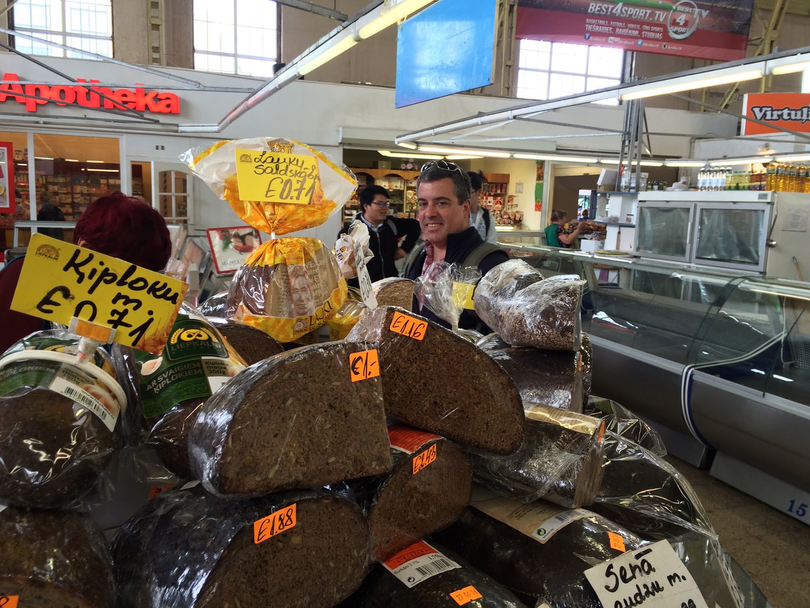 Buying smoked pork (a/k/a ham), a Latvian specialty